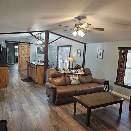 Vila Grey Pines At Hocking Vacations Logan Exteriér fotografie